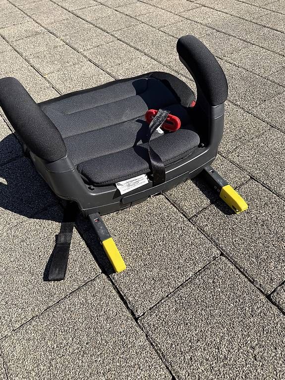Peg Perego Seggiolini per auto: Sitzerhöhung Viaggio Shuttle – Usato da Niederlenz venduto da osce77 2