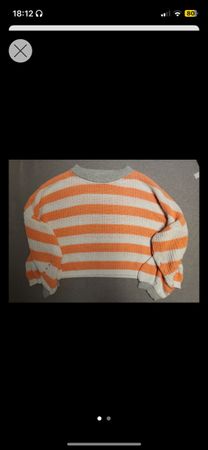 Orange Weisser Pullover + Unterhemd