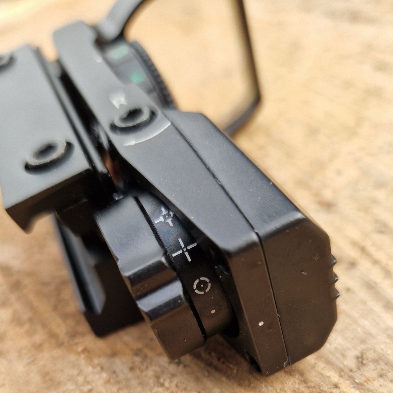 Objektive: Rot/Grün Punkt Visier Black – Neu und originalverpackt aus Dorf von Messer-Schweiz 4