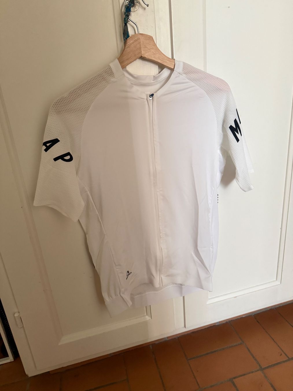 Canottiere & Pantaloni: Maap Cycling Jersey XL – Nuovo (secondo la descrizione) da Zürich venduto da gabi_sz