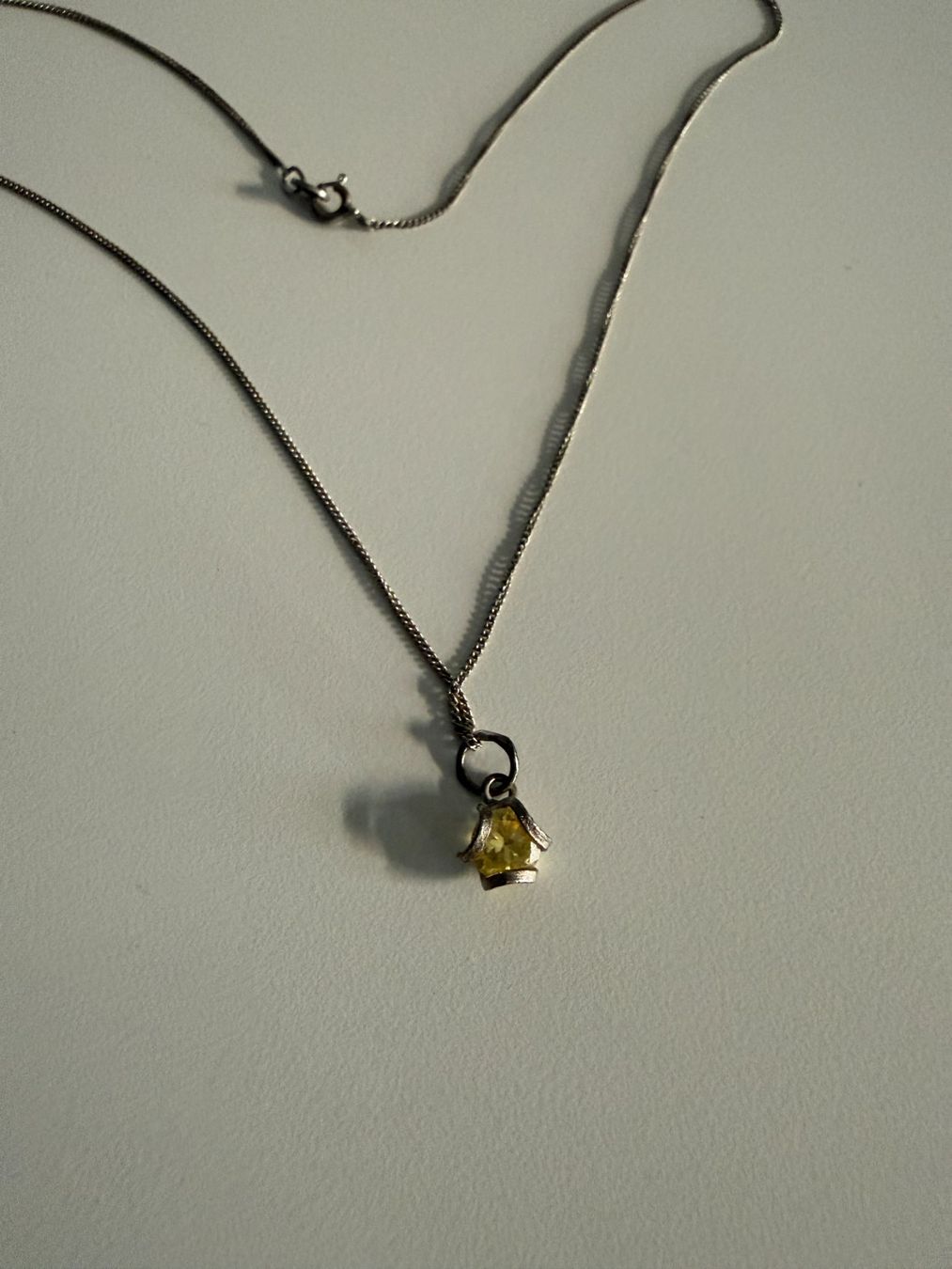 Catenine: Silber Halskette mit Stein – Usato da Zürich venduto da Diazaio 1