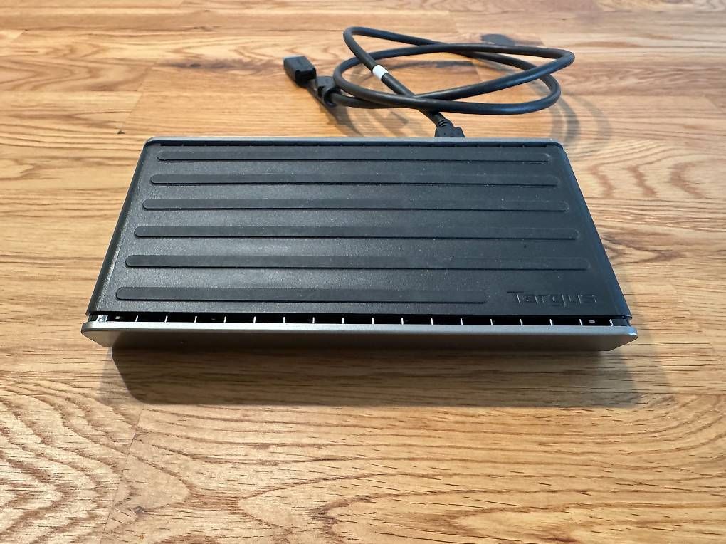 Targus Docking station: Targus USB-C Dual 4K Docking Station 60W – Usato da Sarnen venduto da was_chh9 1