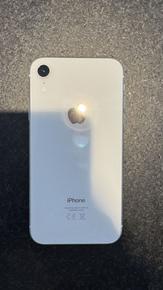 Apple Handys / Smartphones: IPhone XR weiss, 64GB, 82% Akku – Gebraucht aus Othmarsingen von Mafi96 2