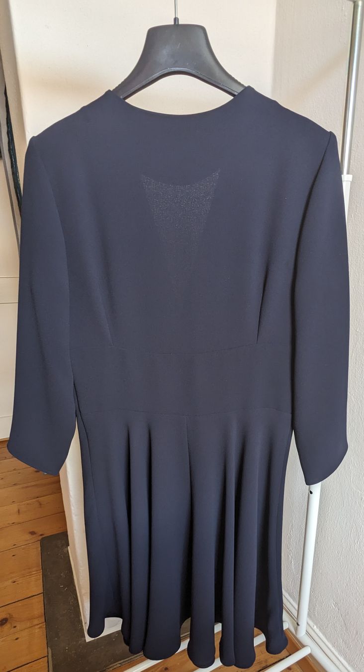 Claudie Pierlot Vestiti: Claudie Pierlot Kleid Gr 40 – Nuovo (secondo la descrizione) da Thalwil venduto da kat_d85f 5