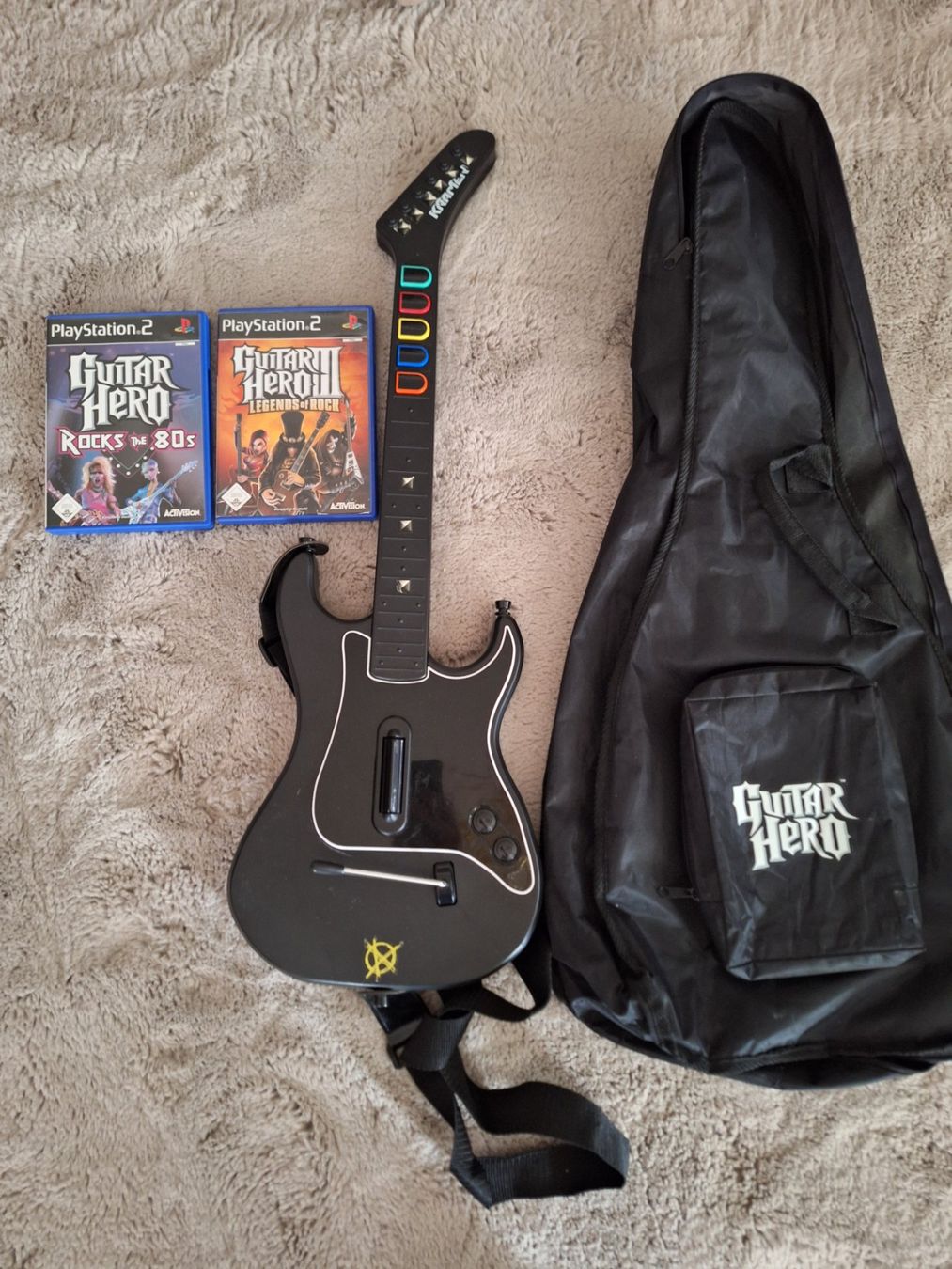 Giochi: Guitar Hero set – Usato da Kloten venduto da Vgosy