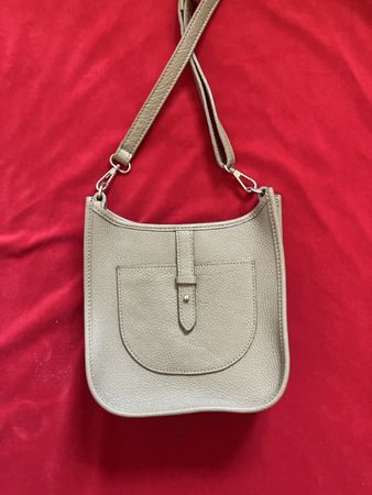 Umhängetasche Leder beige kleine Tasche neuwertig