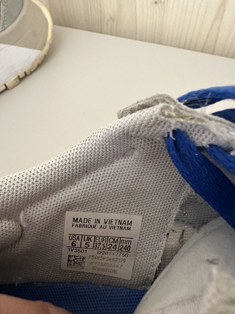 Reebok Scarpe da donna: 2x REEBOK DAMEN SNEAKER – Usato da Ennetbaden venduto da kloter6 6