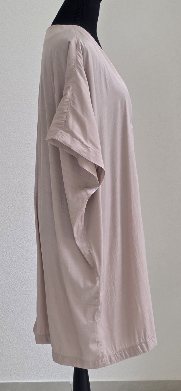 H&M Robes: H&M Kleid V-Ausschnitt Oversize XL  – Neuf (Voir description) à Rheinsulz par Gilea 2