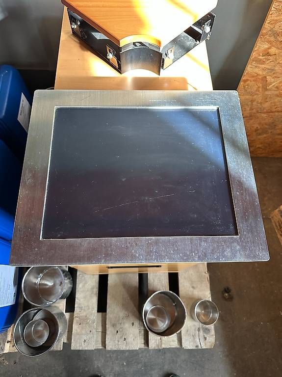 Monitore: Industrie-Touchscreen SR R-FLAT 19/8-MAN 19" VGA/DVI – Gebraucht aus Appenzell von OcclineGmbH