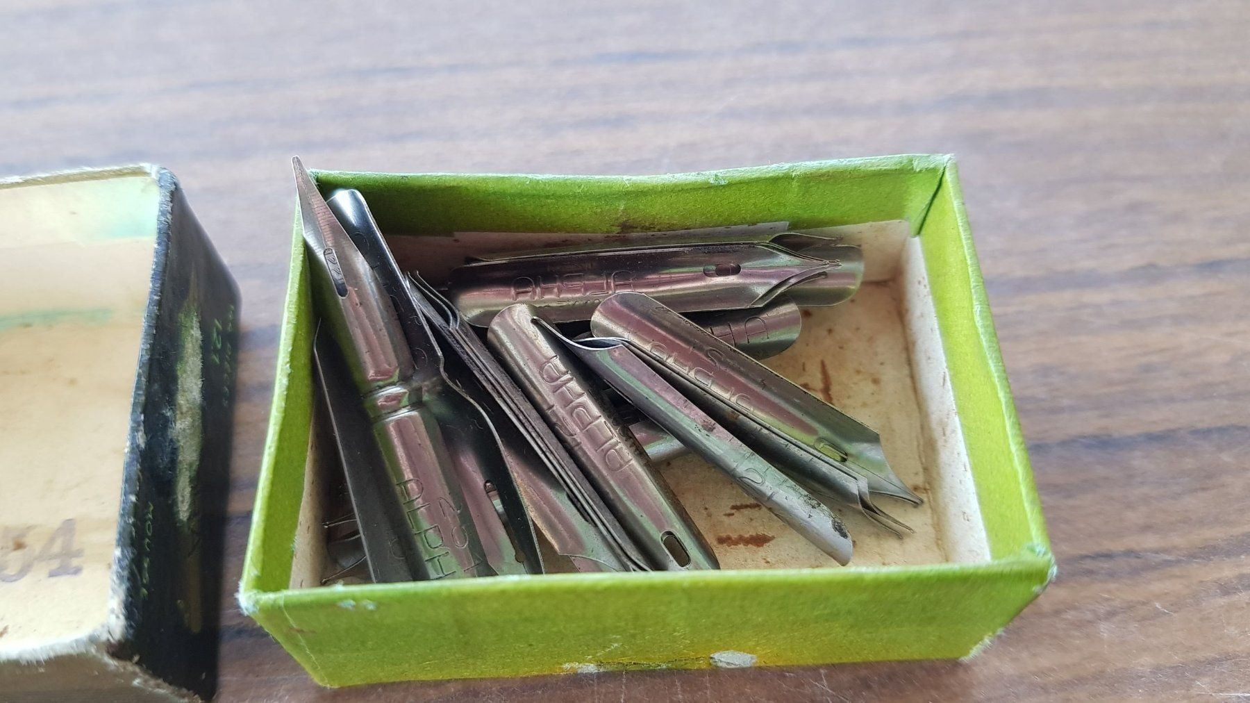 Barattoli: Dose Verpackung Schreibfeldern Alpha antik – Usato da Mörschwil venduto da antiksalon 6