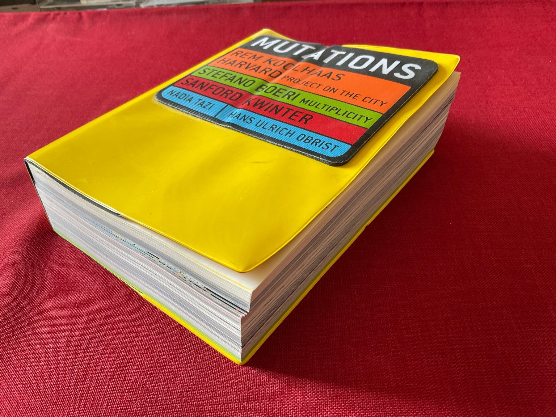 Libri: Mutations : Rem Koolhaas, Harvard Project on the City : – Usato da Lugano venduto da Persepolis 2