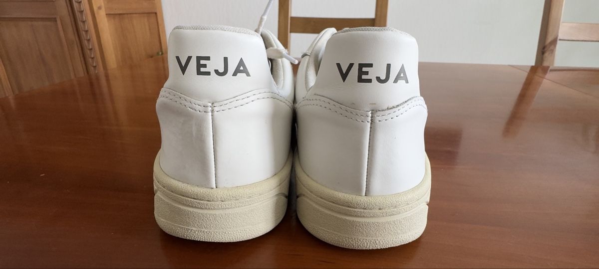 Veja Scarpe da uomo: Veja Sneaker Weiss/beige 43 – Usato da St Gallen venduto da MxxA 1