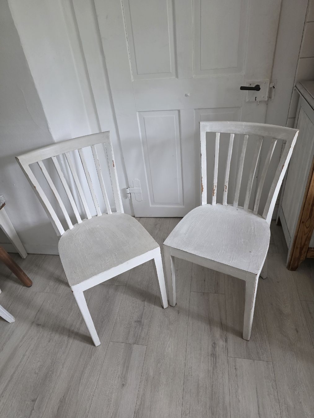 Chaises: 2 Stühle weiss Shabby Chic – D'occasion à Wigoltingen par Zuckerfee84 3