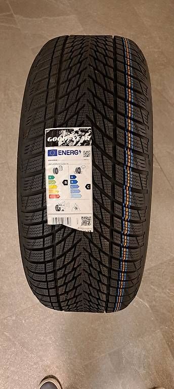 Pneumatici & Ruote complete: Neue Goodyear Winterreifen  – Usato da Beckenried venduto da towi01 2