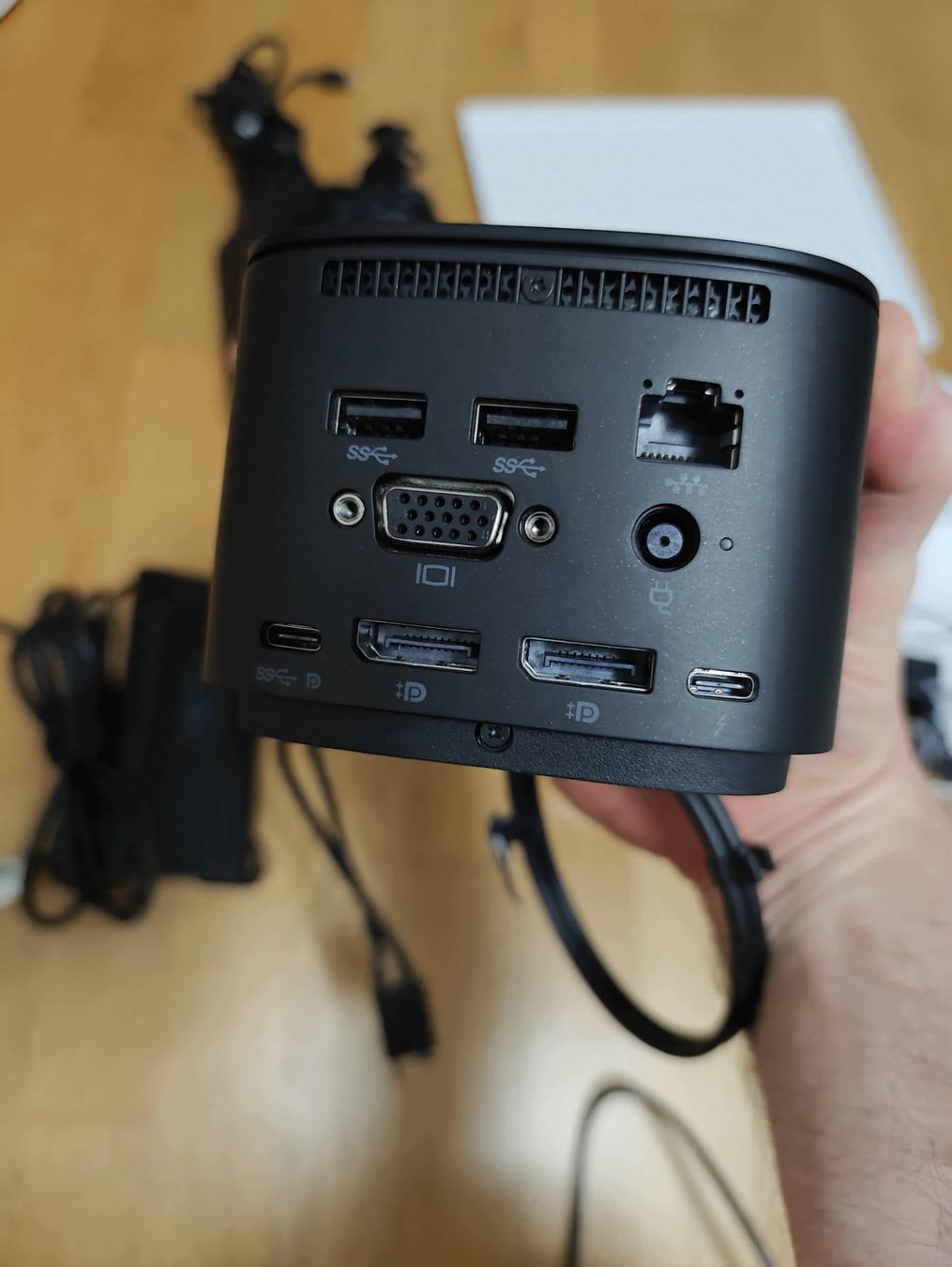 Hewlett Packard Docking station: HP Docking G2 230W  Thunderbolt 3,  inkl. 230W Netzteil – Nuovo (secondo la descrizione) da Zug venduto da jos_y2ql 1