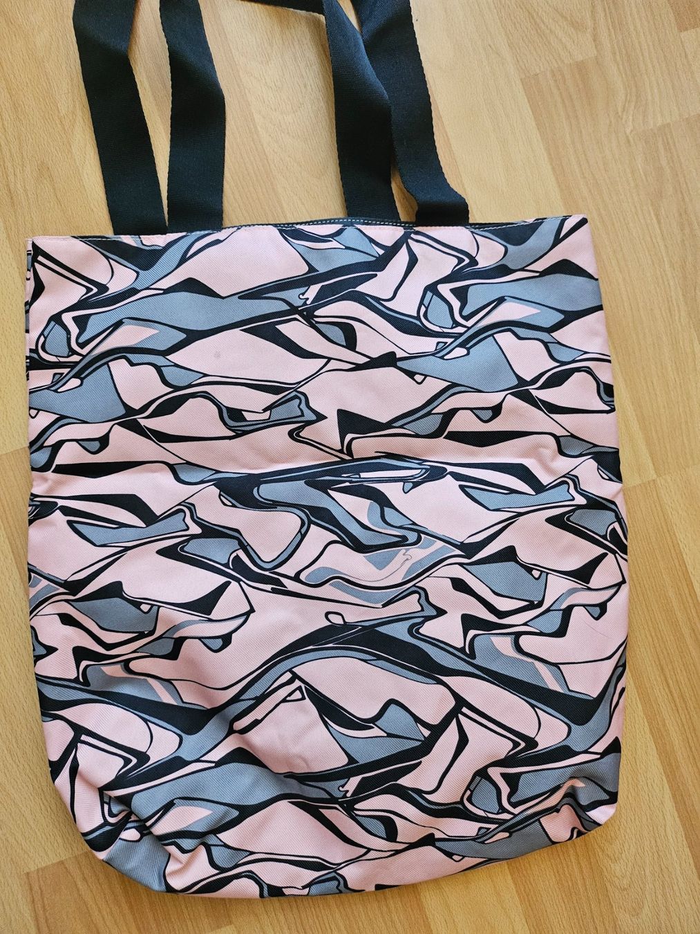 Taschen: Sac de marque Adidas neuf – Neu (gemäss Beschreibung) aus La Chaux-de-Fonds von Label001 5