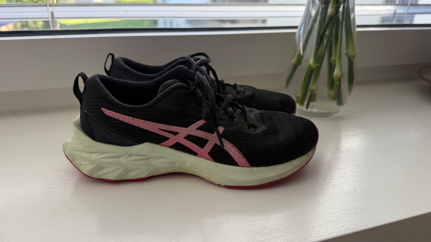 Asics Chaussures filles: Asics Gr. 37 – D'occasion à Urdorf par liska55