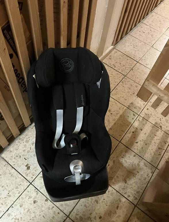 Seggiolini per auto: Cybex Kindersitz neu – Usato da Glattbrugg venduto da mir_vx2c
