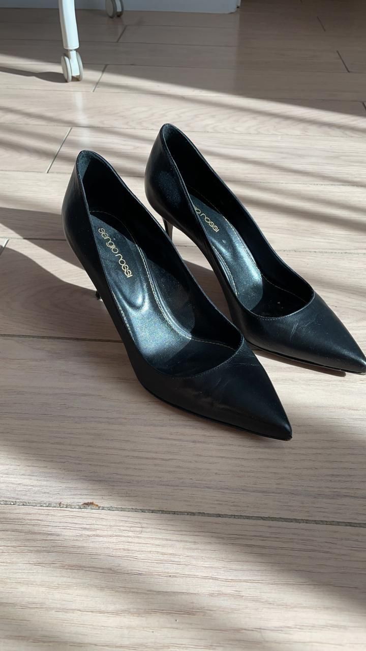 Sergio Rossi Scarpe da donna: SERGIO ROSSI Pumps Gr 38 – Usato da Ebmatingen venduto da dartim