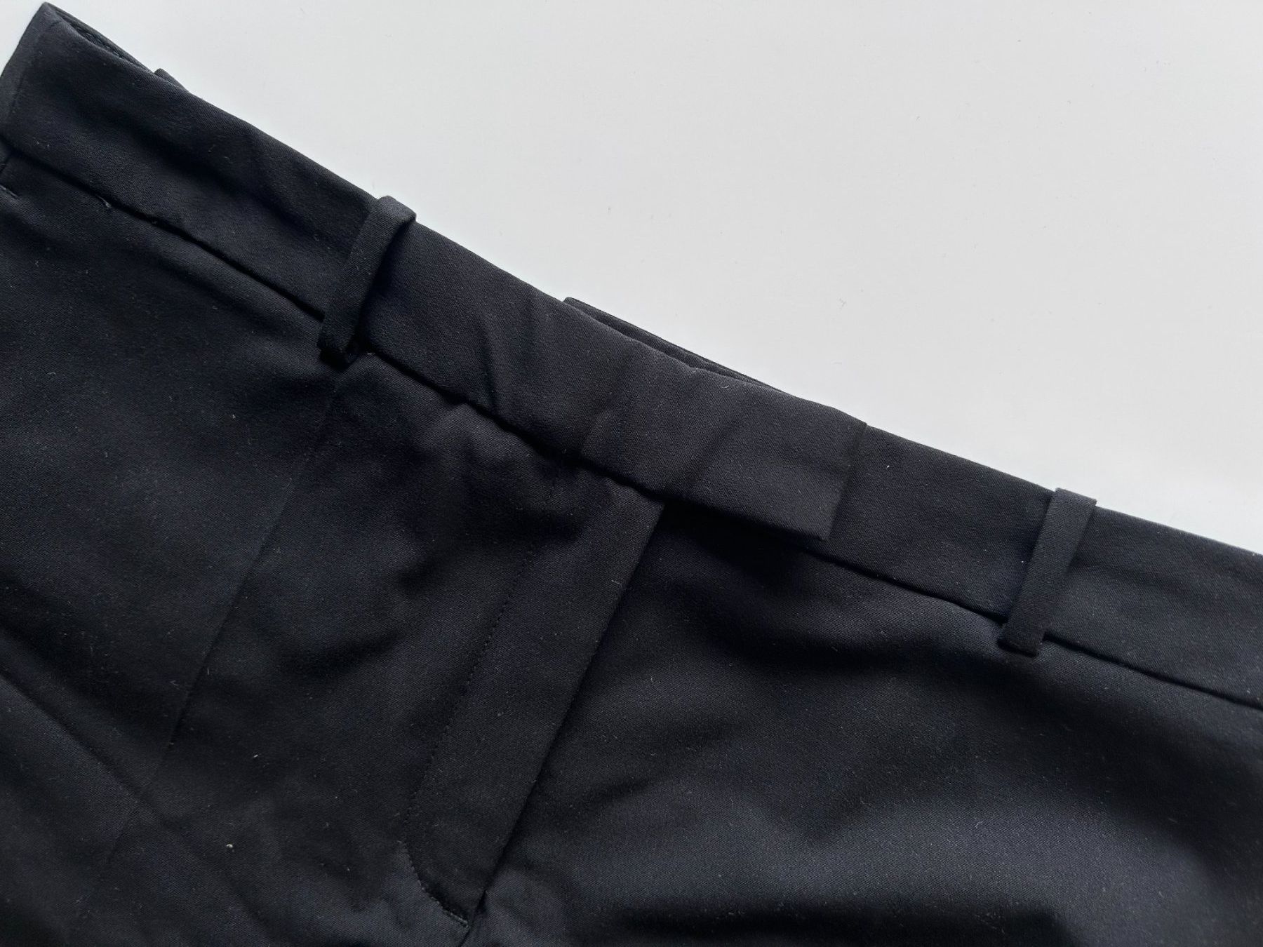 Zara Hosen: Zara Shorts – Neu (gemäss Beschreibung) aus St. Gallen von look-twice 1