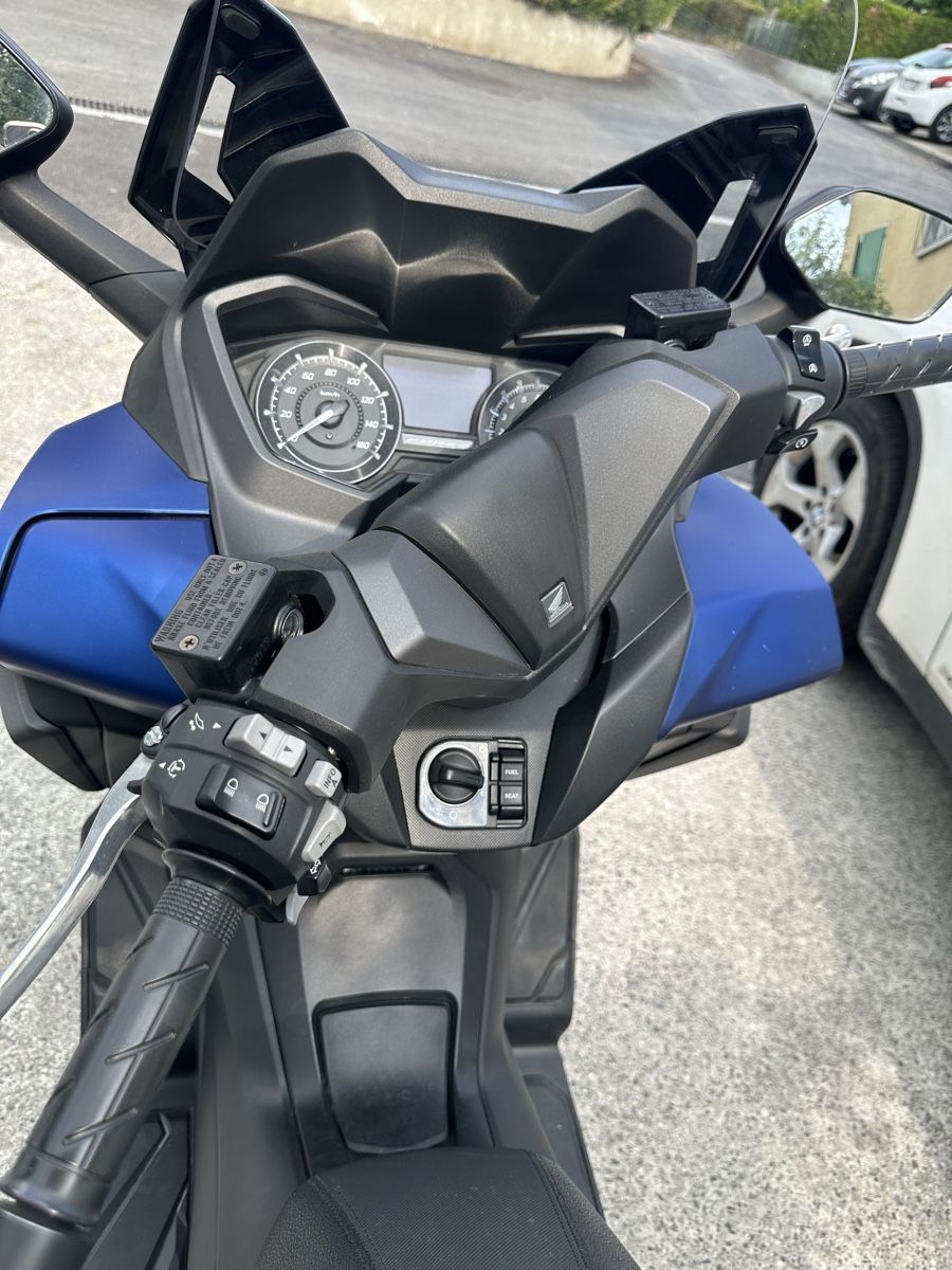 Honda Scooter: Scooter Honda Forza 125 – Usato da Penthalaz venduto da Yann3688 3
