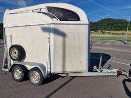 Anhänger Pferde Vieh Auto Motorrad Töff Transport Traktor