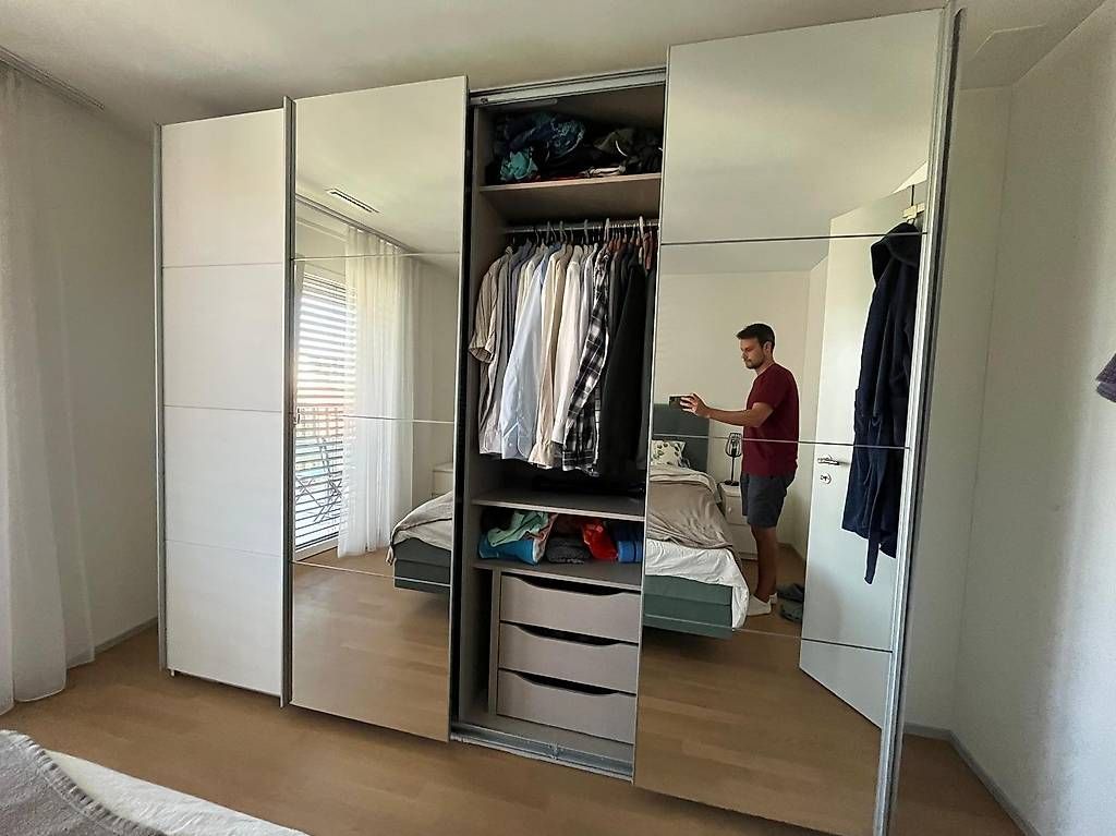 Armadi: Kleiderschrank – Usato da Dübendorf venduto da fra_jkl7 1