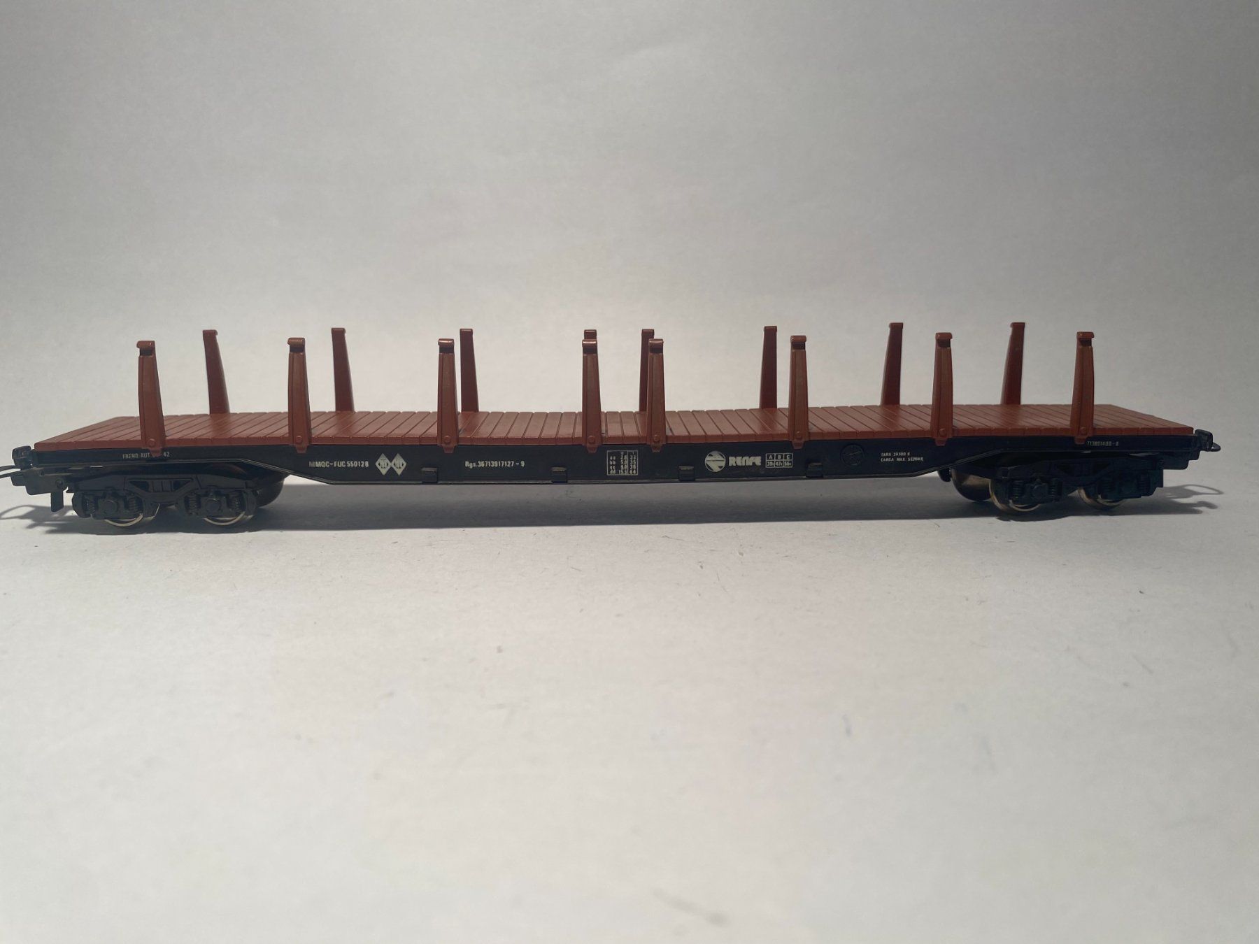 Lima Modellini di ferrovie: LIMA Rungen - Güterwagen mit Baumstamm, DC Achsen – Usato da Buchrain venduto da Modellbahn11 1