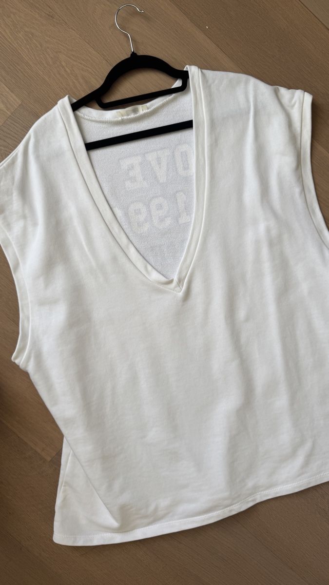 T-Shirts: Oversized Oberteil mit Bär Applikation, Grösse S\M – Gebraucht aus Steinhausen von inmumi 1
