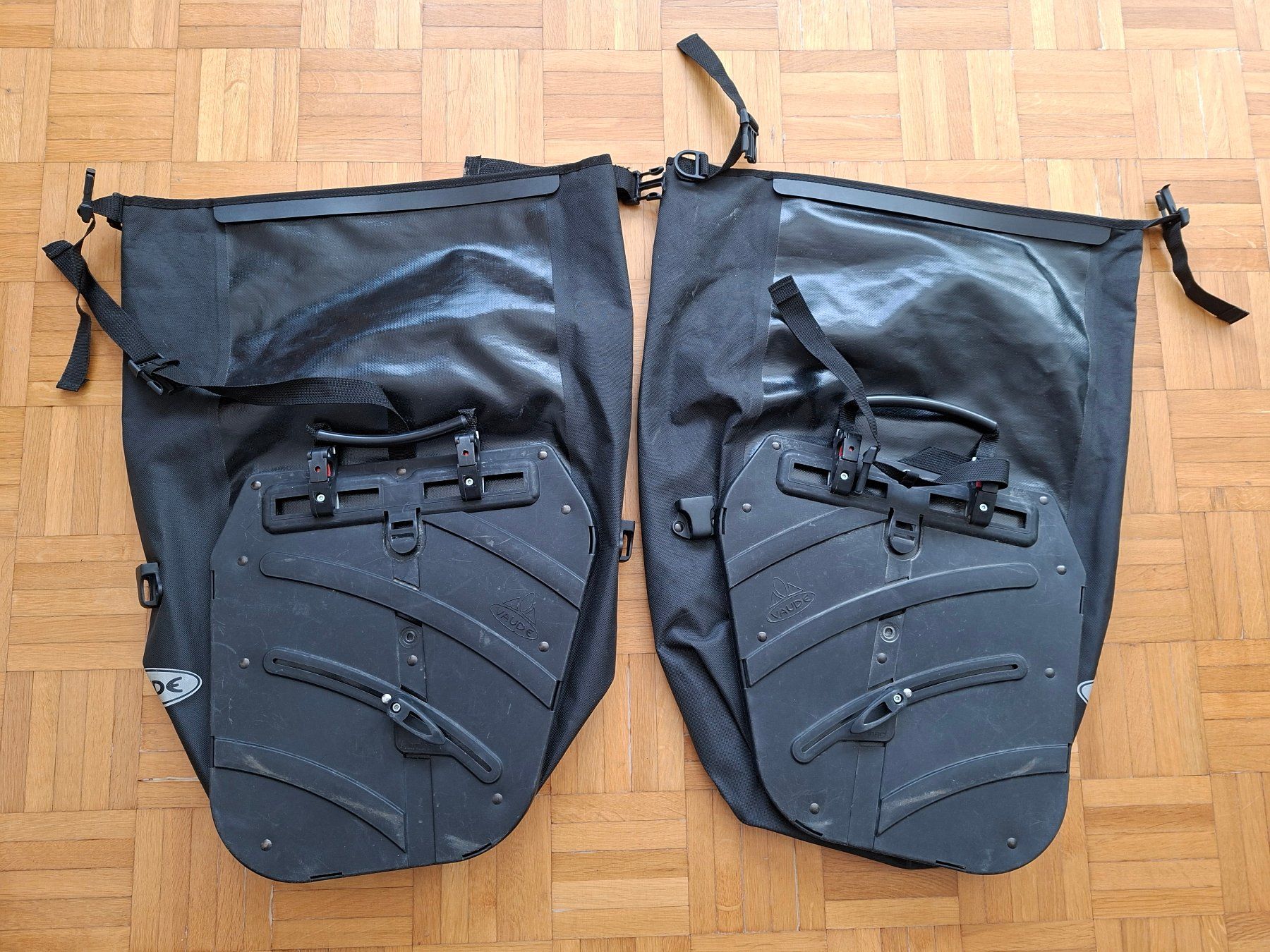 Vaude Borse: Vaude Back Velo-Taschen Set Schwarz – Usato da Hinwil venduto da Ruha2 1
