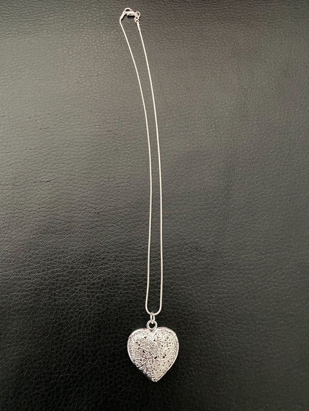 Catenine: Silber Kette mit Anhänger – Nuovo (secondo la descrizione) da Buchrain venduto da Sisi83