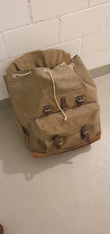Zaini: Militärrucksack – Usato da Winterthur venduto da Epi52 1