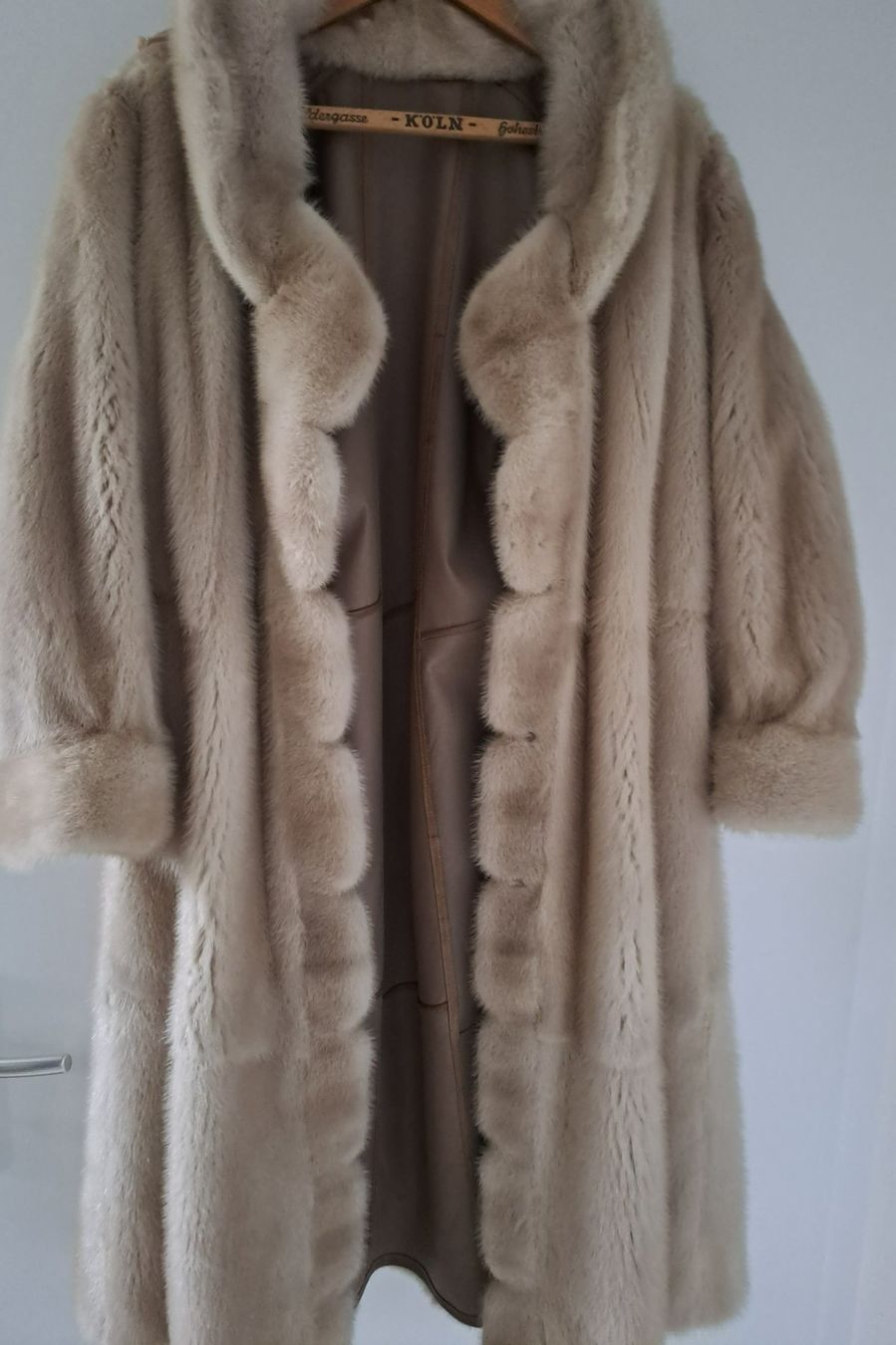 Nerz Cappotti: Nerz Mantel für Damen – Nuovo (secondo la descrizione) da Mattwil venduto da Exquisite-Excellence 2