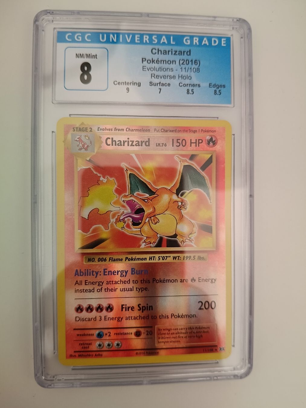 Cartoline: Pokemon Charizard Evolutions CGC 8 NM/Mint Graded Card – Usato da Safenwil venduto da dua_x8sn