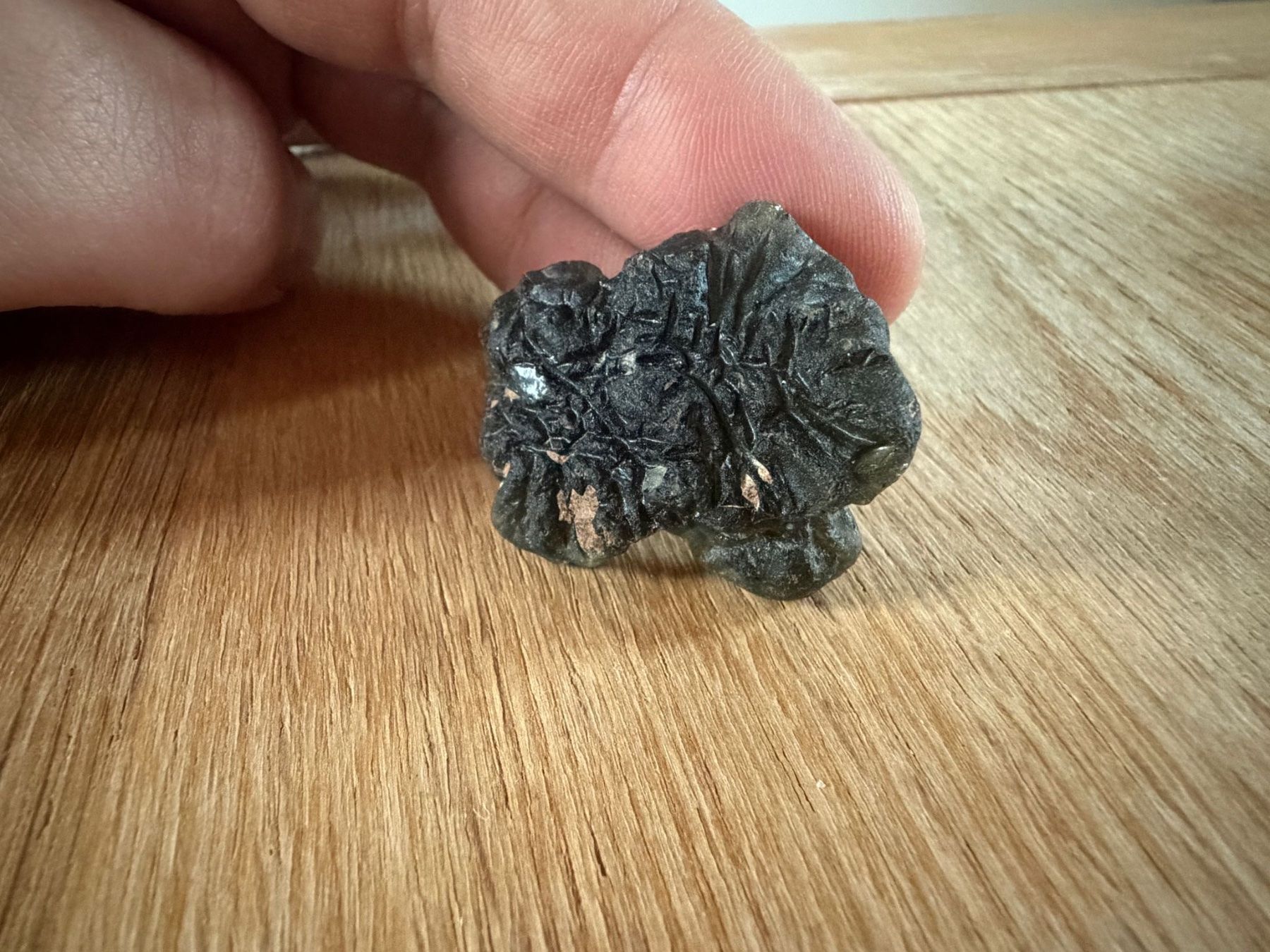 Pietre preziose: Moldavit 12,8g – Usato da Bottmingen venduto da lansan.on.youtube 1