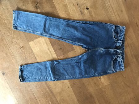 Blue Jeans von Pull and Bear guter Zustand, Gr. 32/32