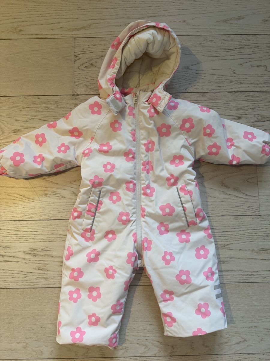 Zara Tute: Winteroverall Zara Blumenmuster Grösse 92 gebraucht – Usato da Dully venduto da rev_l7jp