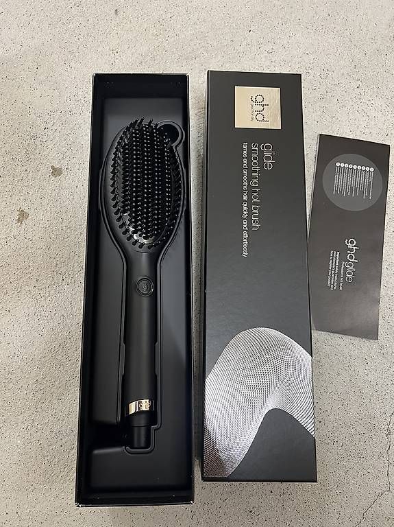Autres soins des cheveux: GHD Smoothing Hot Brush – D'occasion à Wädenswil par Volvic13