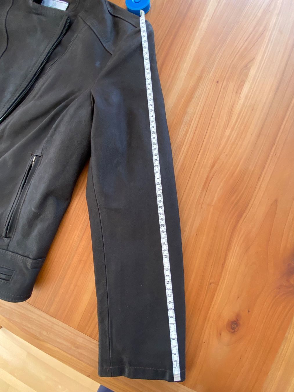 Jacken: Lederkurzjacke Braun – Gebraucht aus Wilderswil von leh_9hxp 8