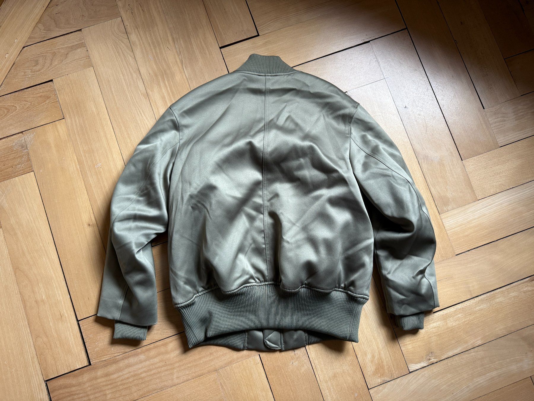 H&M Giacche: Bomberjacke khakifarben XS – Usato da Zürich venduto da Diazaio 3