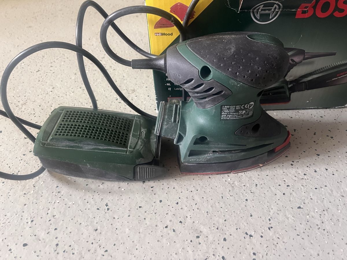 Bosch Smerigliatrici & Lucidatrici: Bosch PSM 160 A Sander - Great for Spring DIY Projects! 50 c – Usato da Fällanden venduto da wunschkind79 1