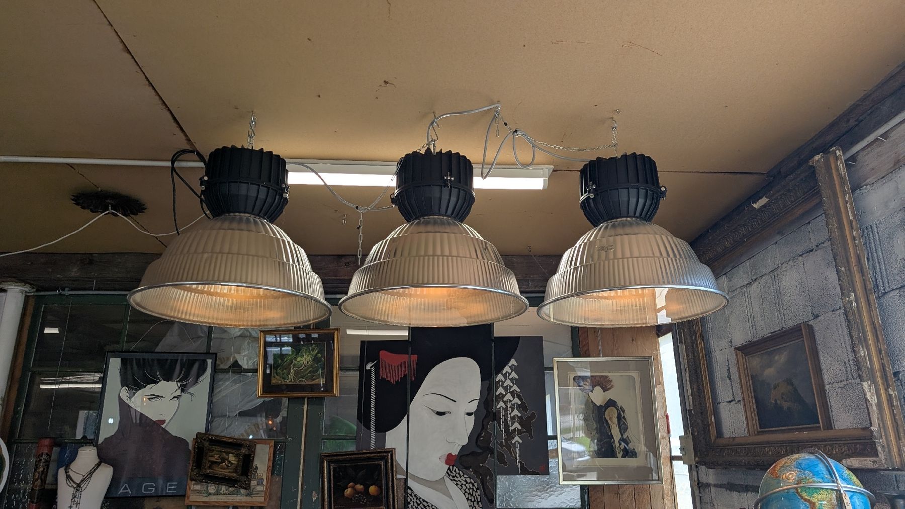Lampen: Industrielampen Hängeleuchte Metall Glas gebraucht 6 Stk – Gebraucht aus Evilard von Kody0 3