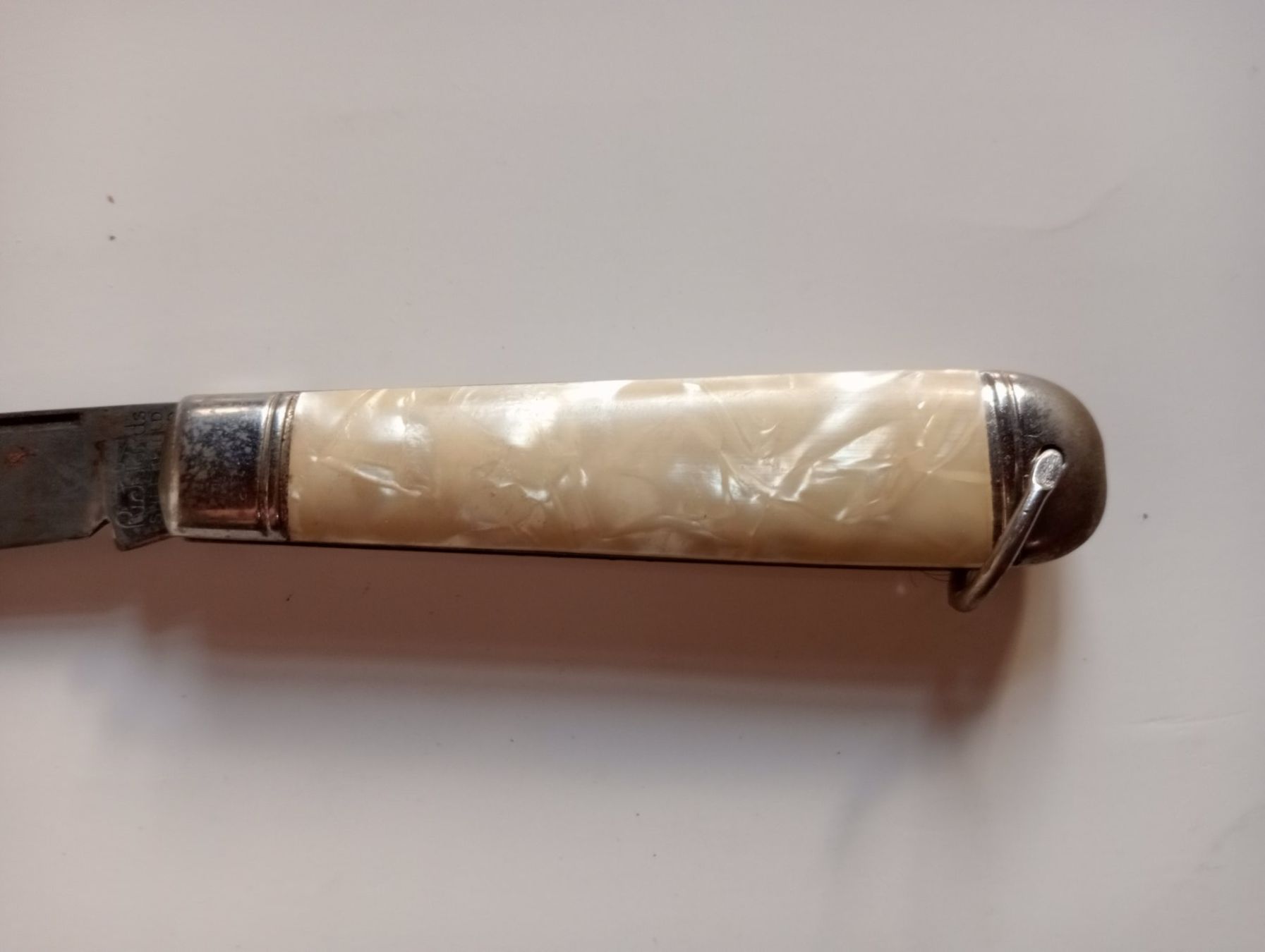 Taschenmesser: Vintage Sackmesser Richards Sheffield Perlmuttschale England – Gebraucht aus Oberdorf BL von Barocki888