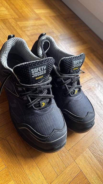 Chaussures hommes: Sicherheitsschuh – D'occasion à Lupfig par she_vfd6 2