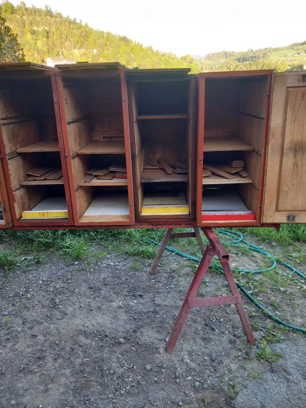 Ruchers: 4 Einbeuter Bienenkästen – D'occasion à Wolhusen par S.Bucher 2