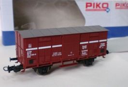 Piko H0 54720 FS Spitzdach-Güterwagen Hfhs mit KKK neu