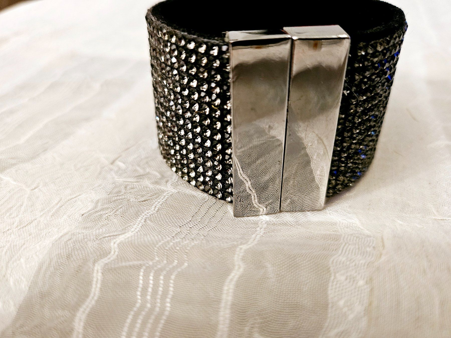 Bracciali & Braccialetti: Strass Armband mit magnetverschluss – Nuovo (secondo la descrizione) da Dietikon venduto da Eleda 3