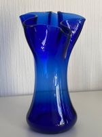 Vase vintage en verre bleu cobalt  -Luminarc France