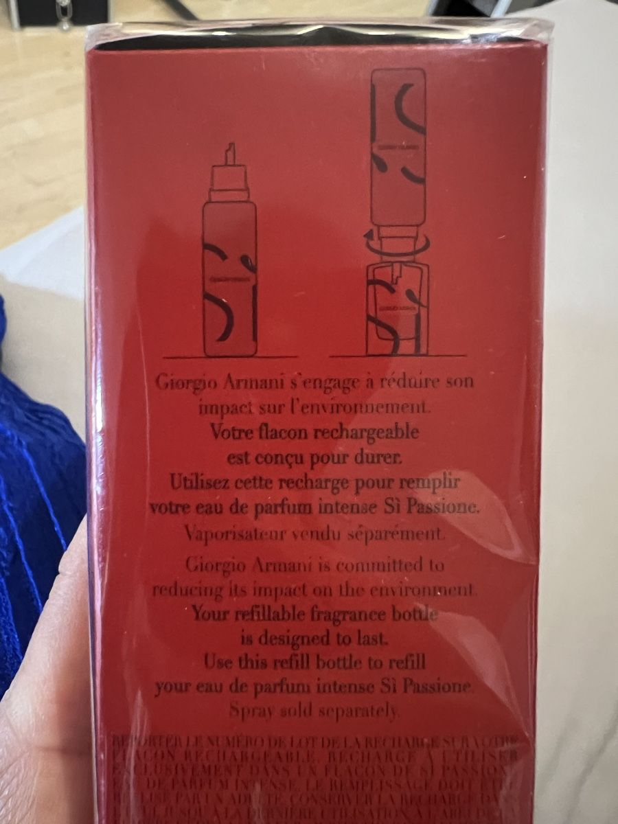 Armani Profumi & Eau de Toilette: Giorgio Armani refill 100ml Si Passione Intense – Nuovo e nell'imballaggio originale da Payerne venduto da Ventes.suisses_ 1