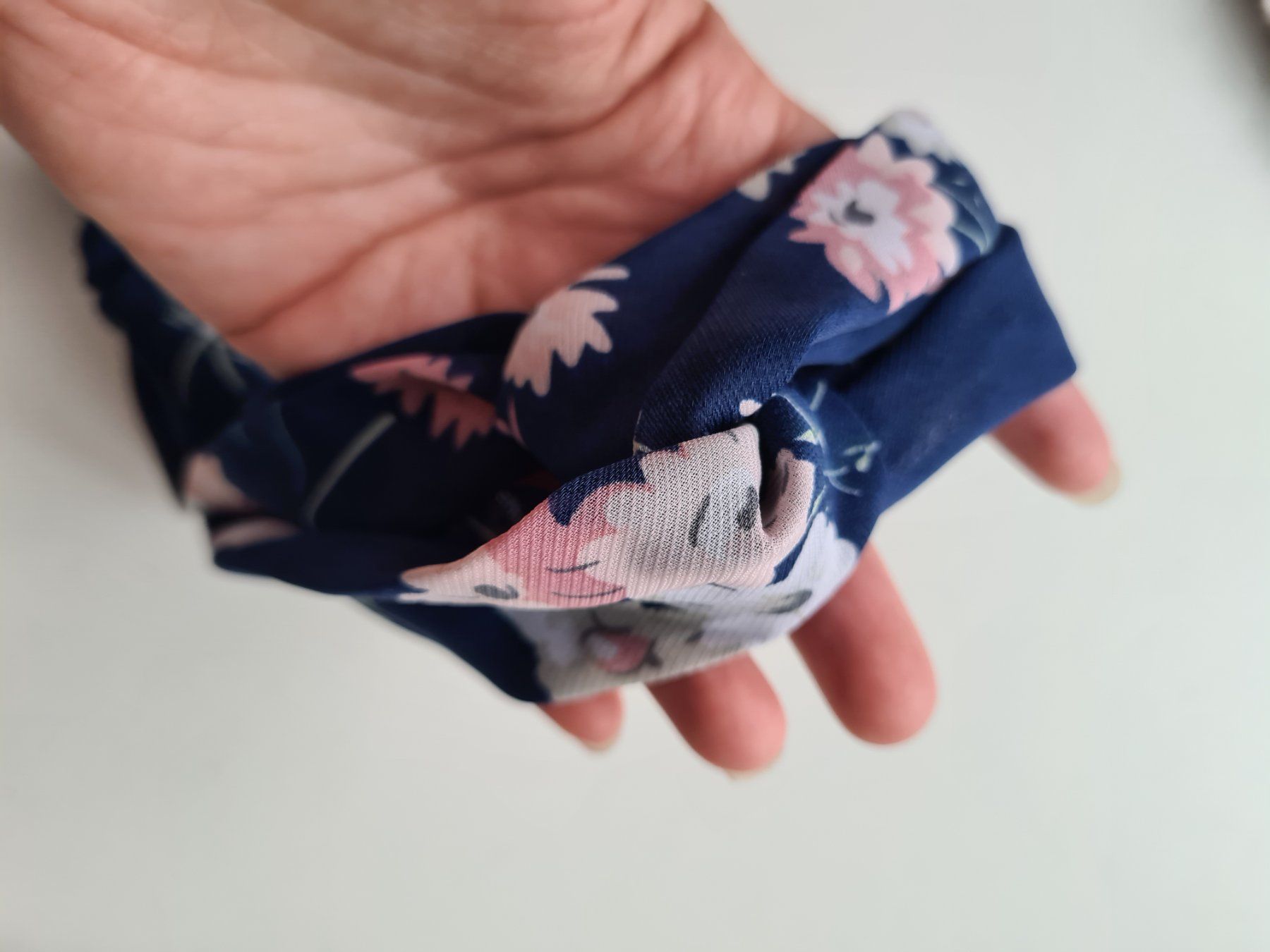 Accessori per capelli: Tolle Gummizug-Haarbänder mit Muster – Usato da Schaffhausen venduto da sabrina915 2